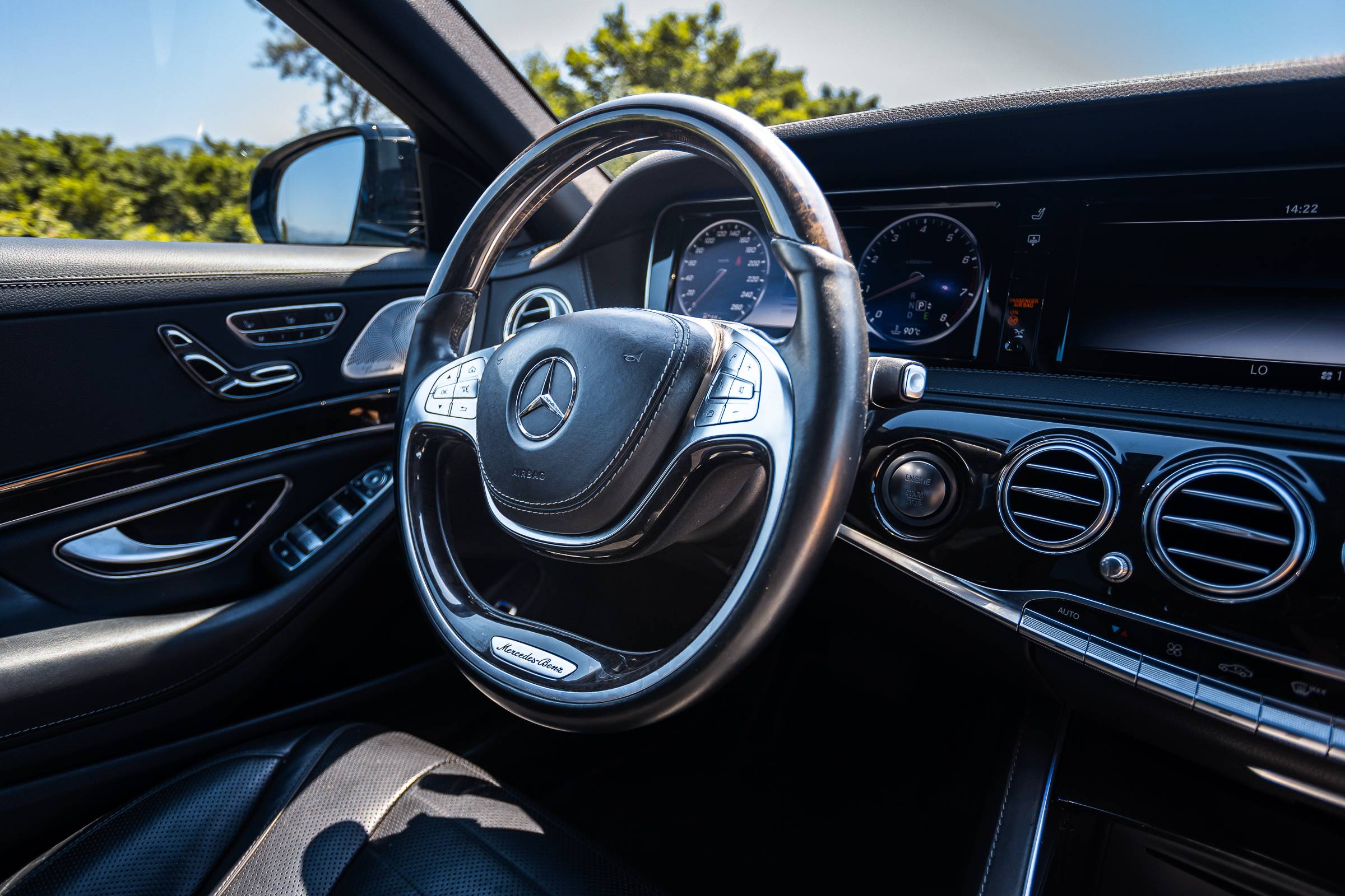 Mercedes-Benz S-Class фото 3