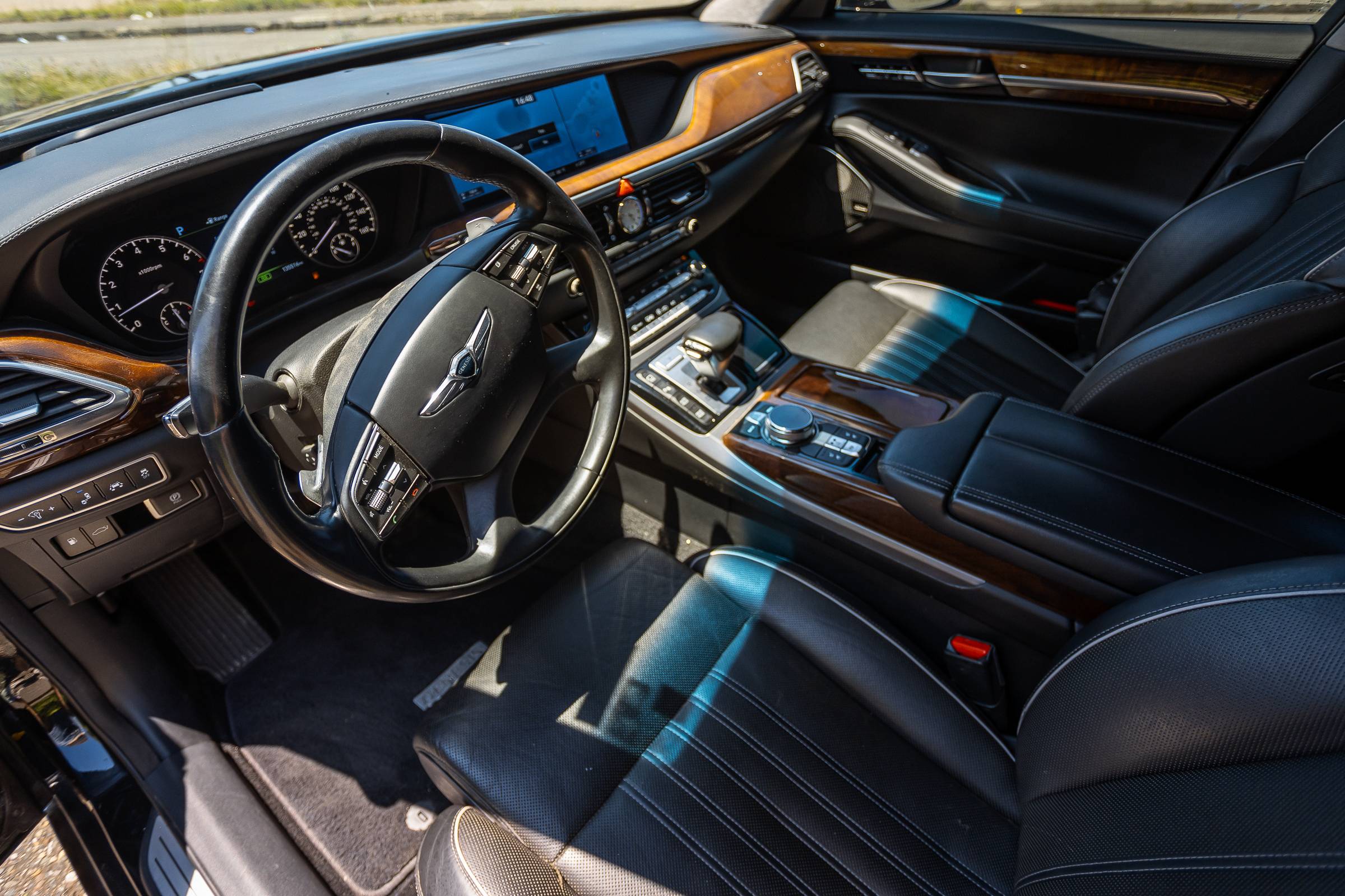 Genesis G90 фото 7
