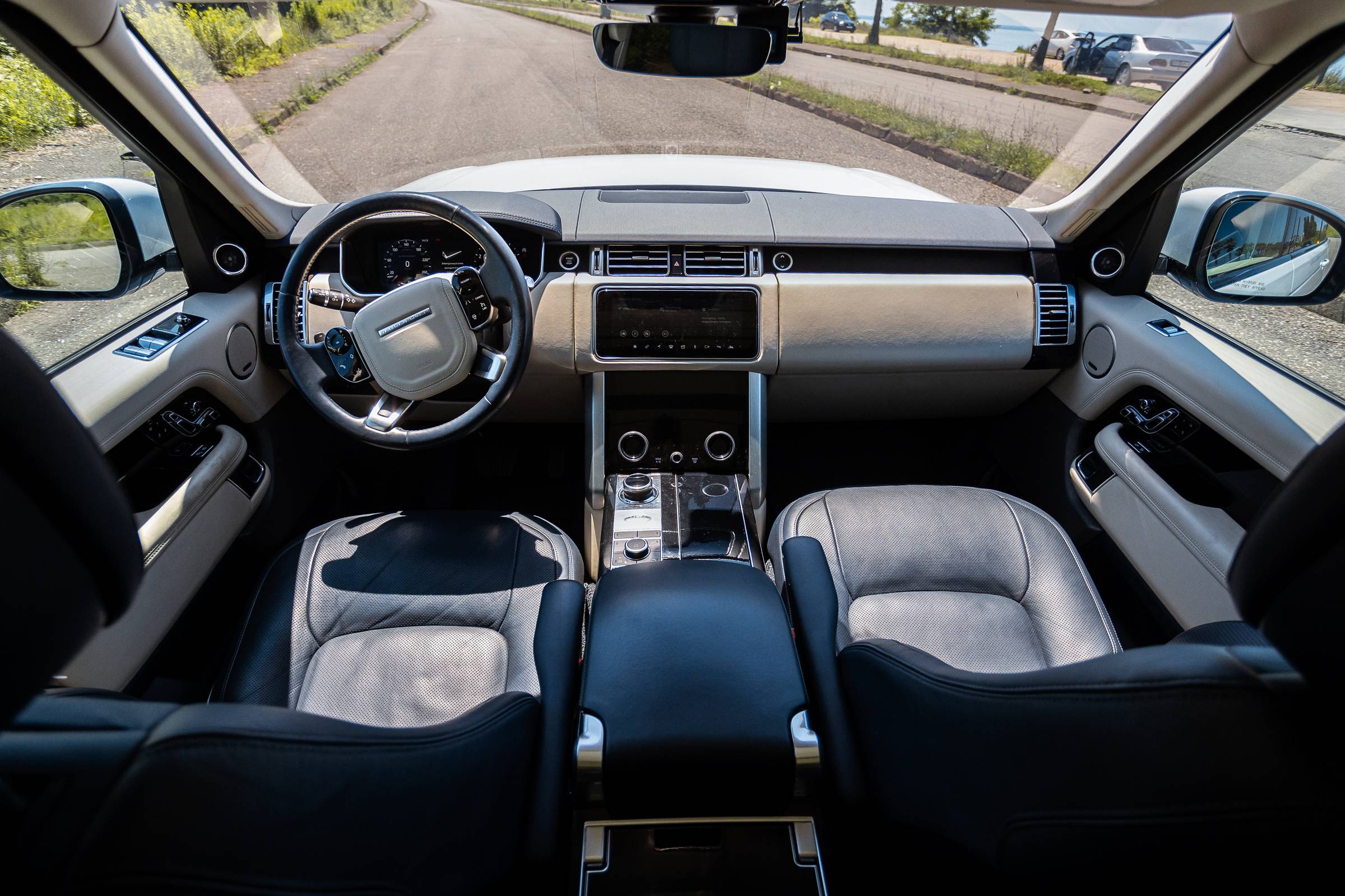 Land Rover Range Rover фото 9