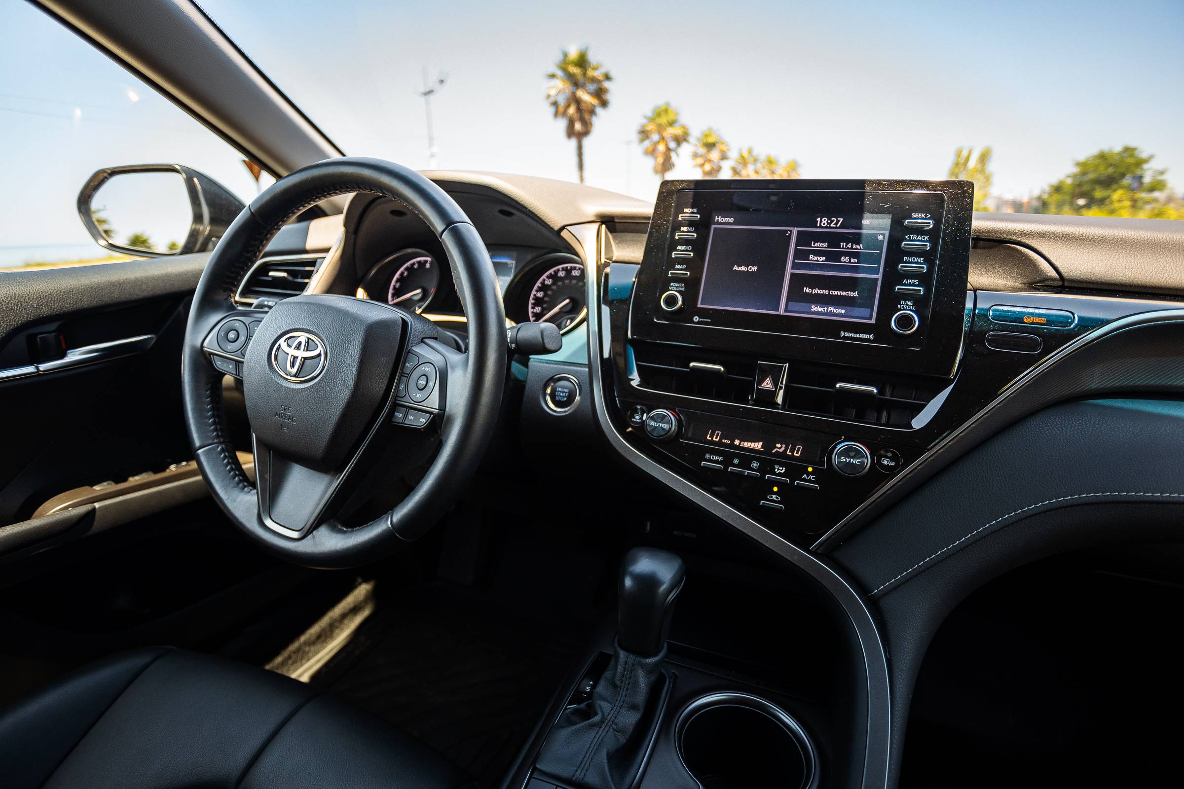 Toyota Camry фото 5