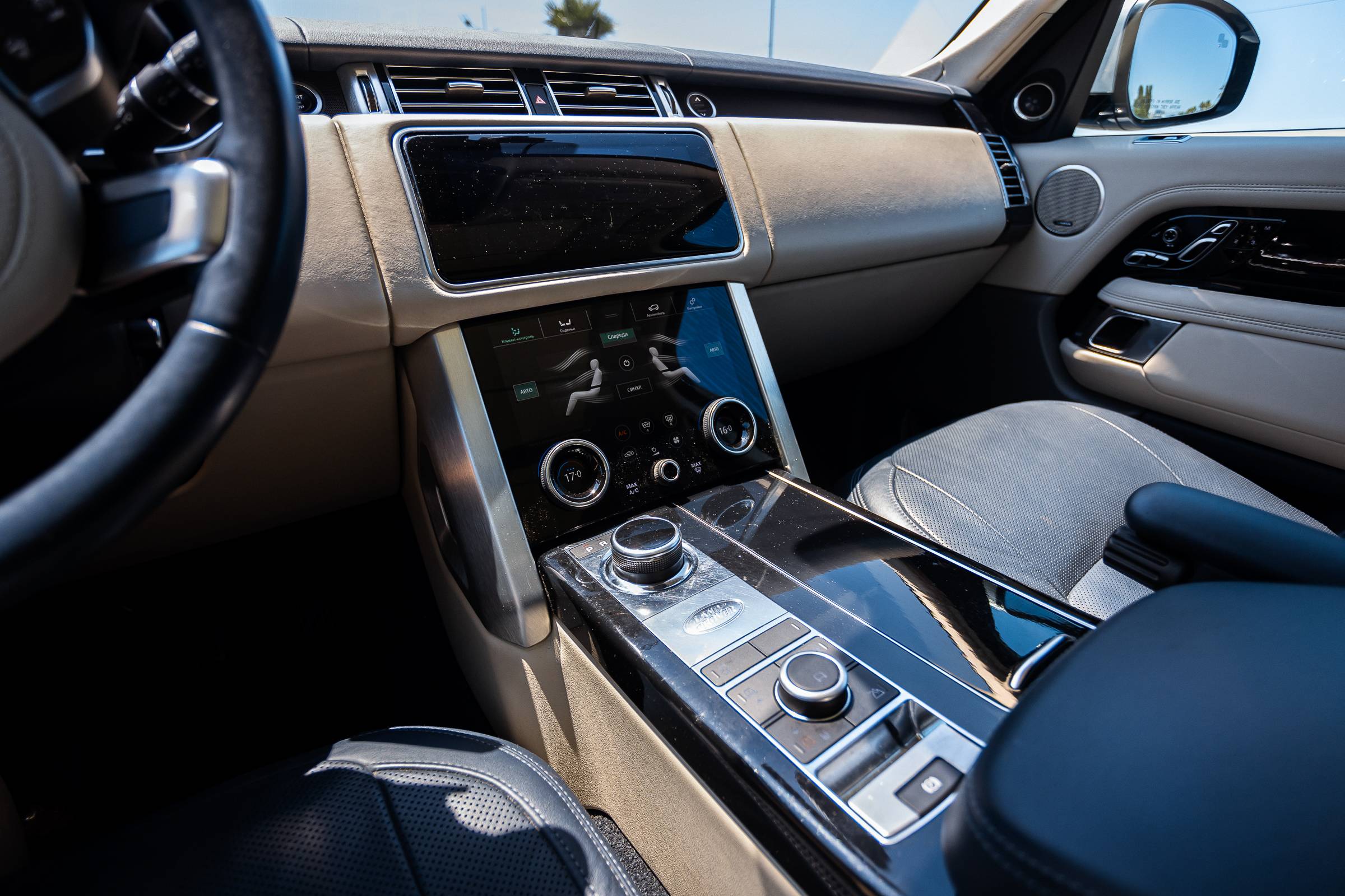Land Rover Range Rover фото 8
