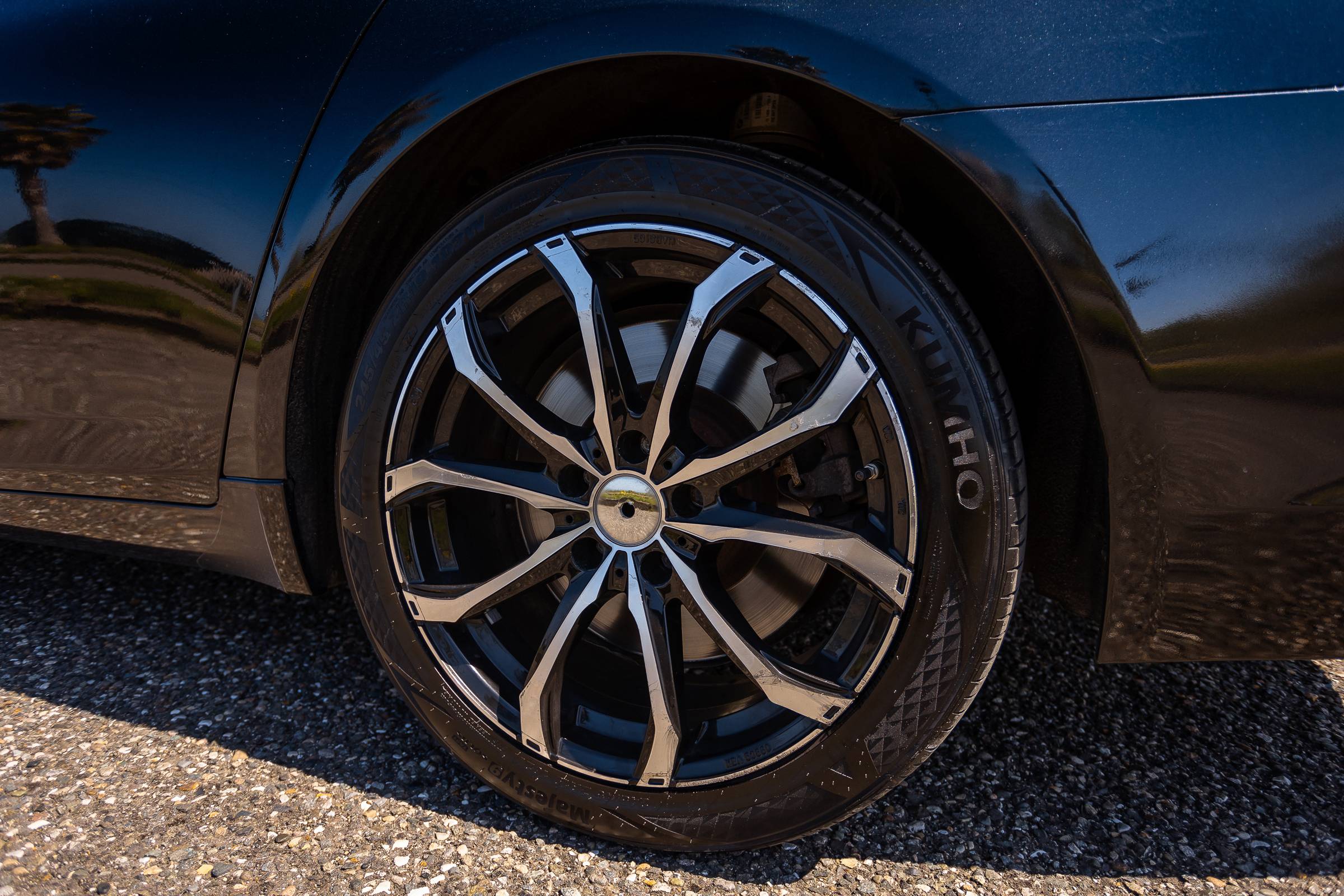 BMW 7 Series фото 4