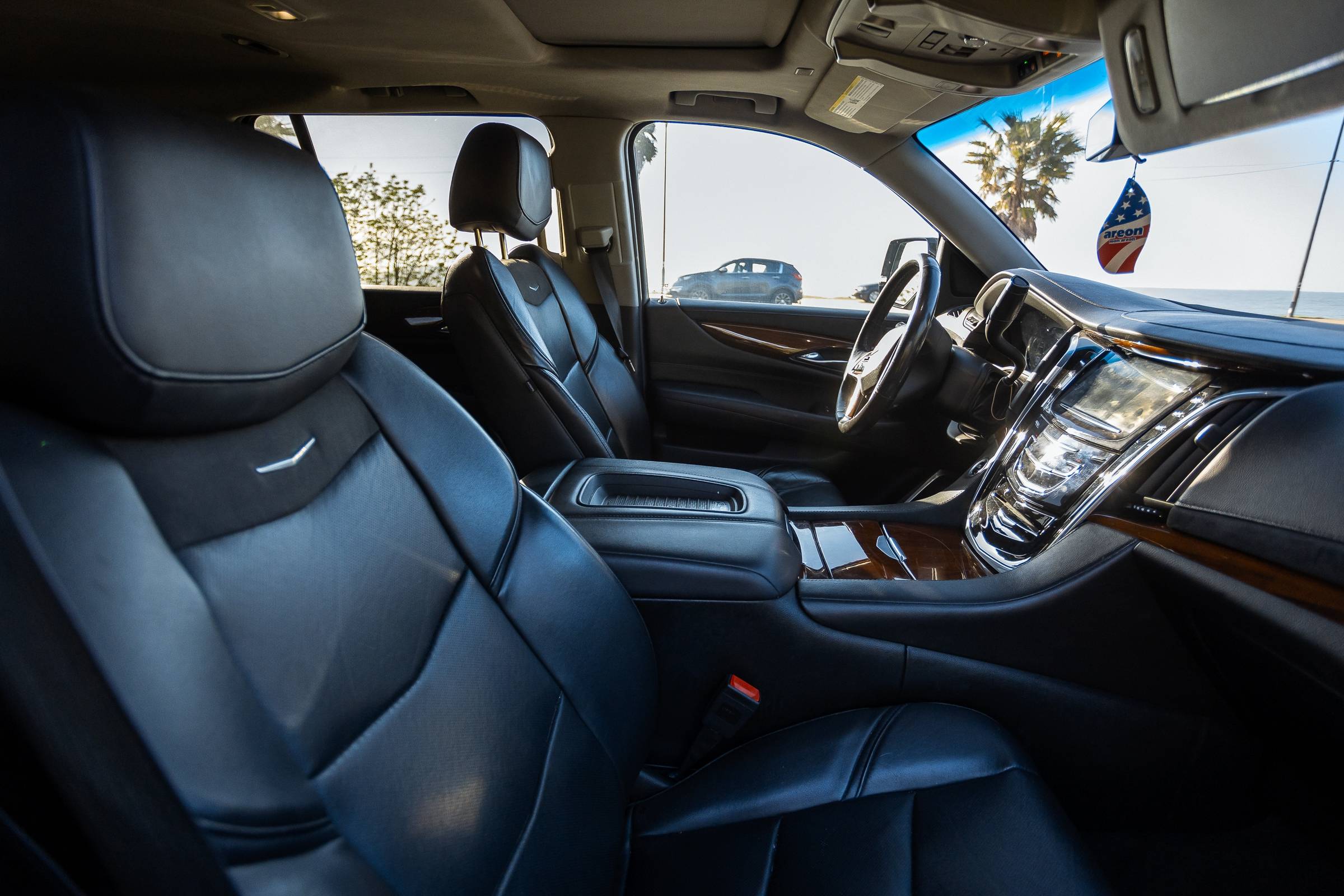 Cadillac Escalade фото 6