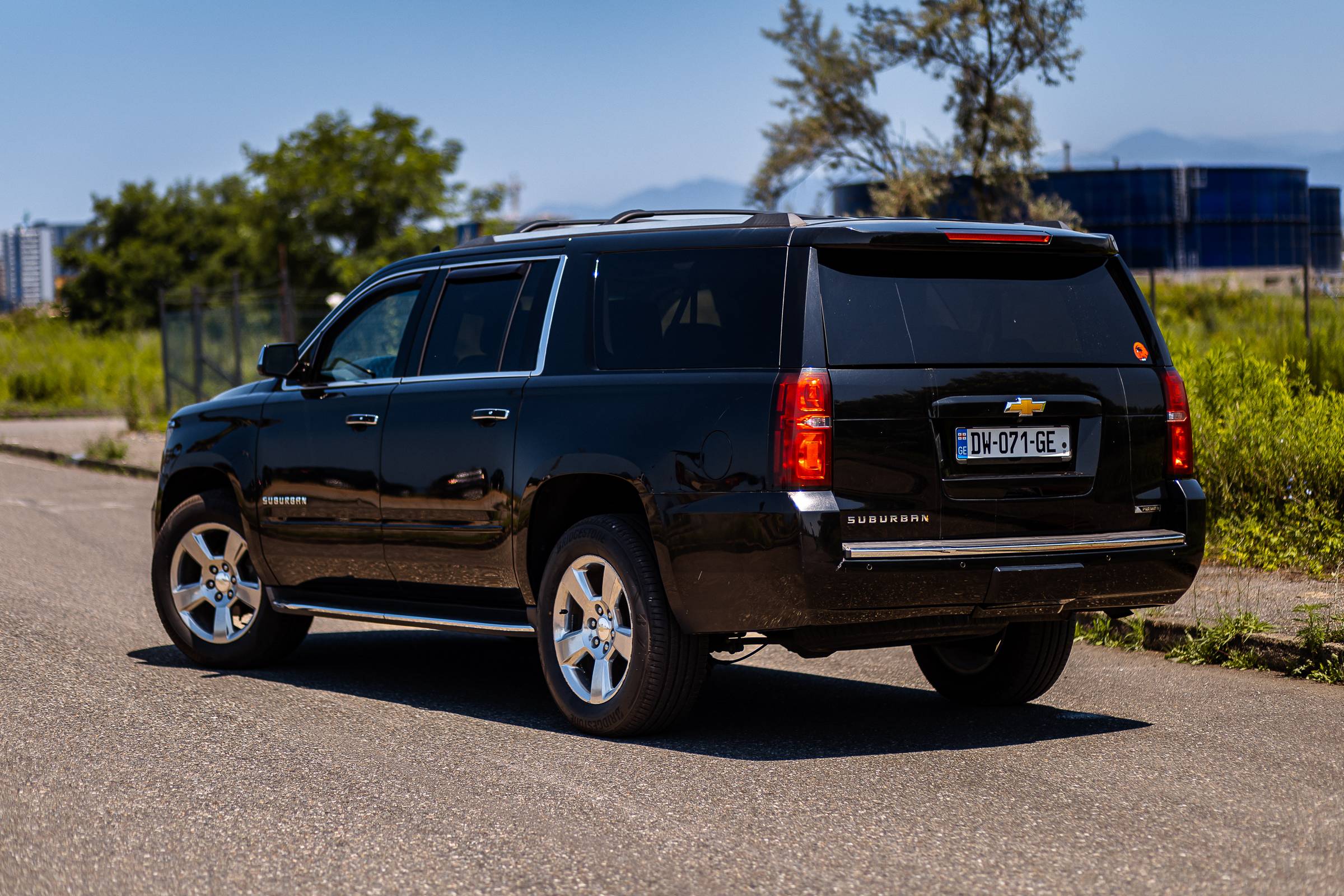 Chevrolet Suburban фото 3