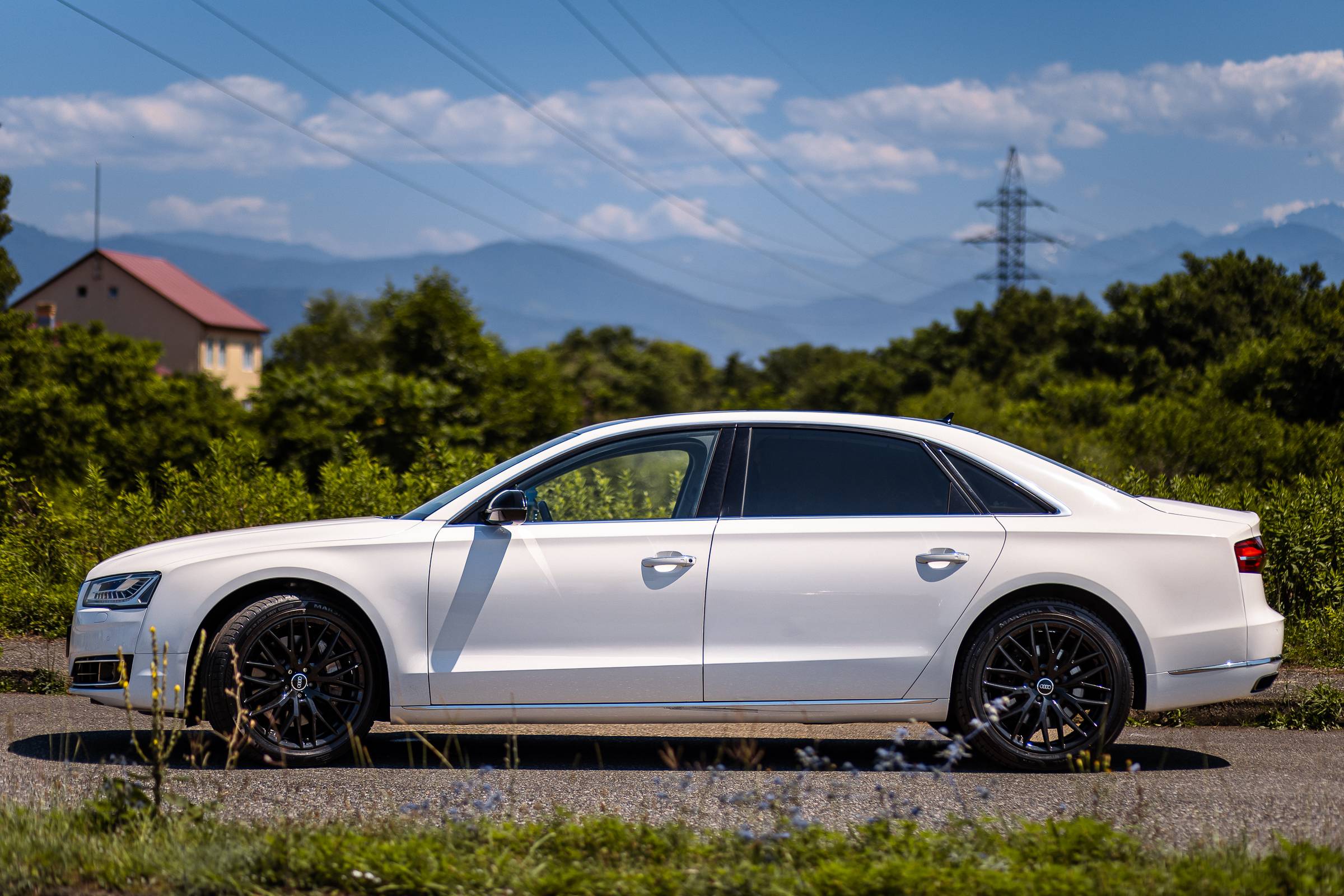 Audi A8 фото 5