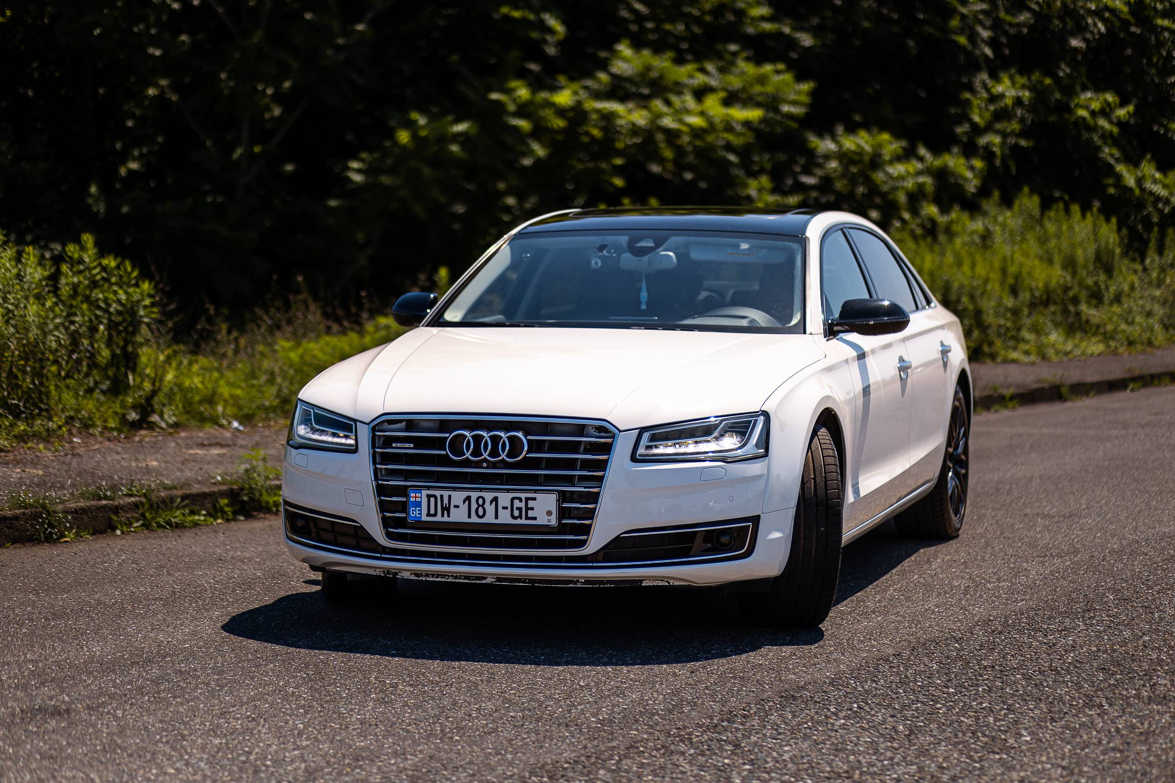 Audi A8 фото 3