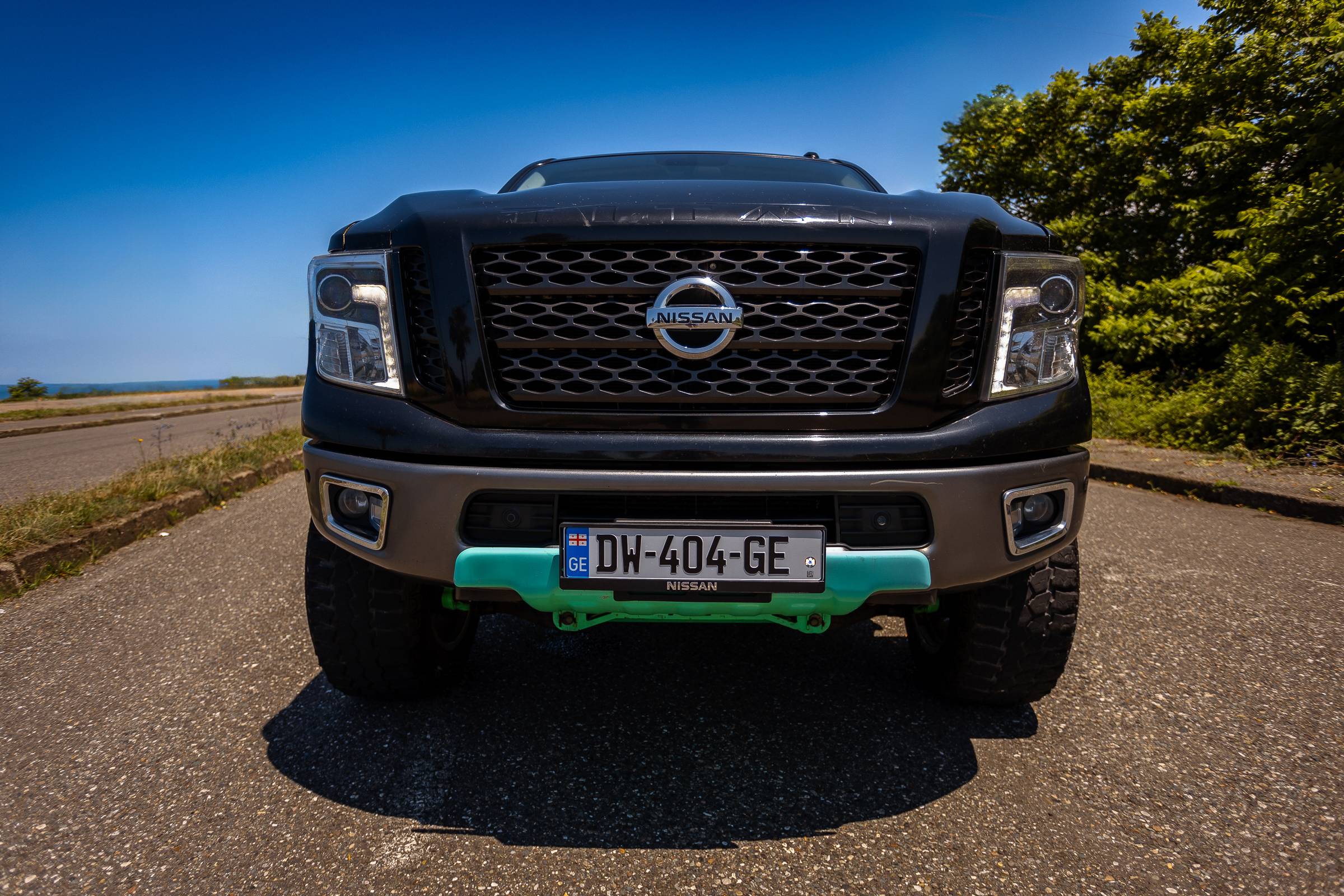 Nissan Titan фото 2