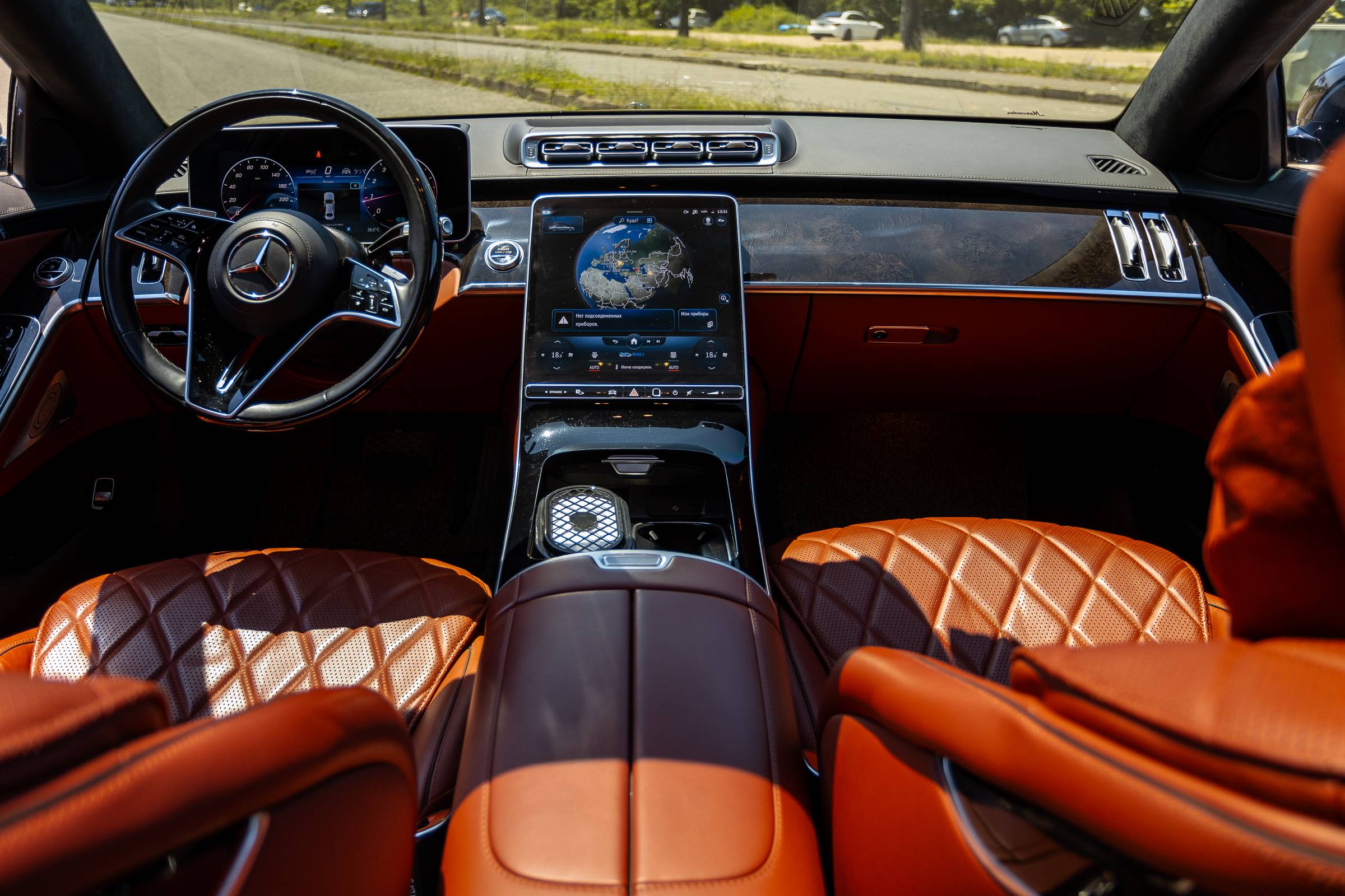 Mercedes-Benz S-Class фото 7