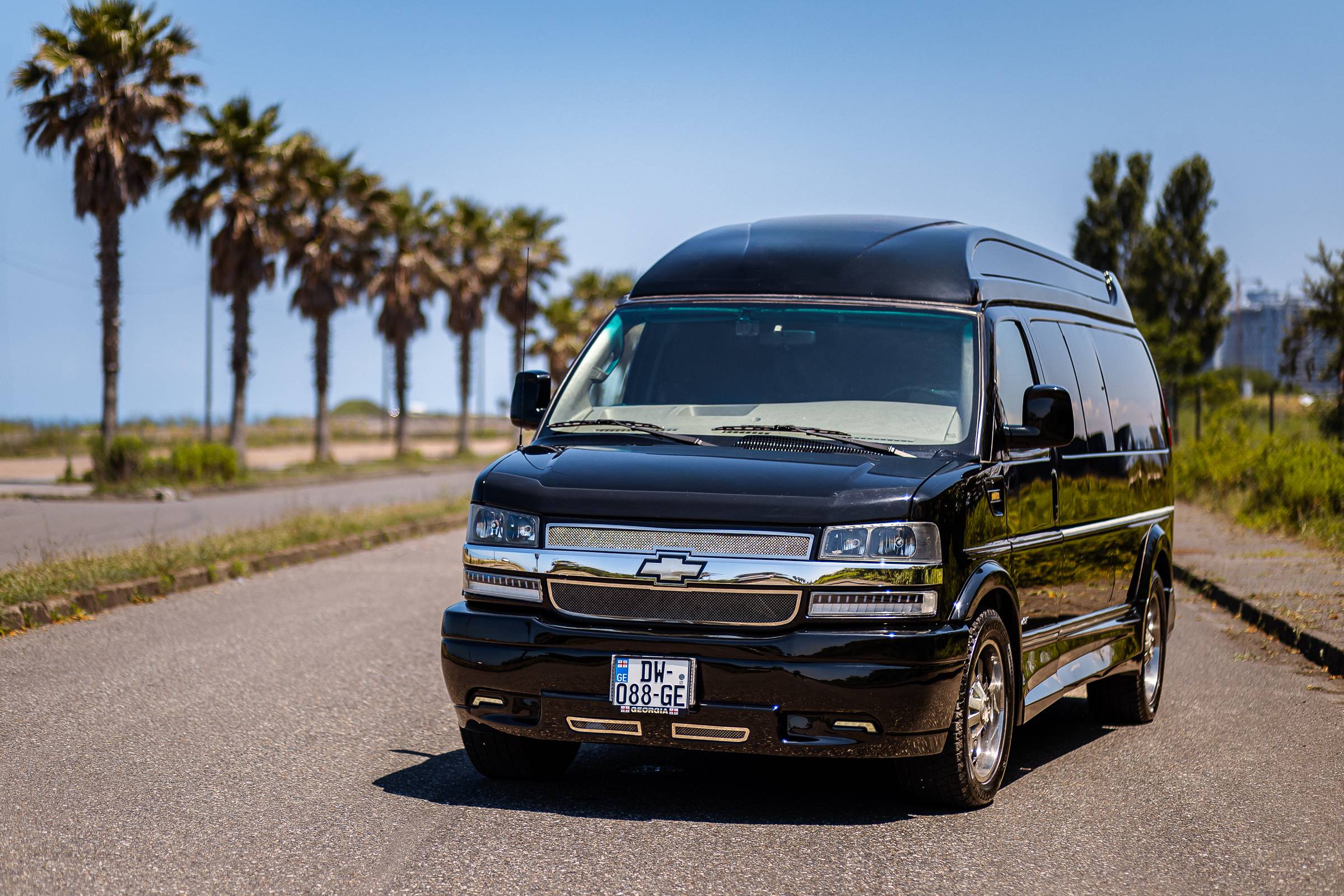 Chevrolet Express фото 1