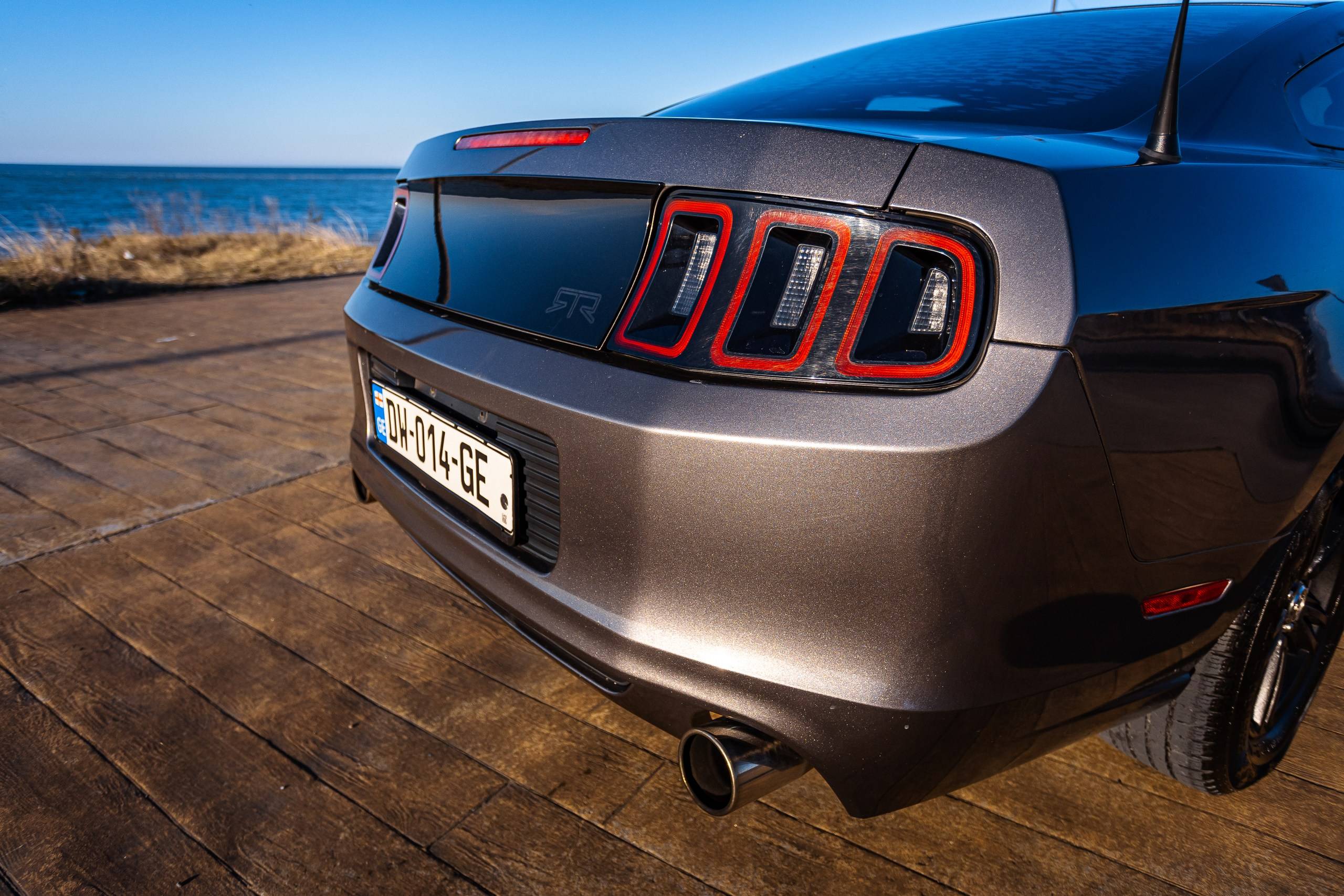 Ford Mustang фото 7