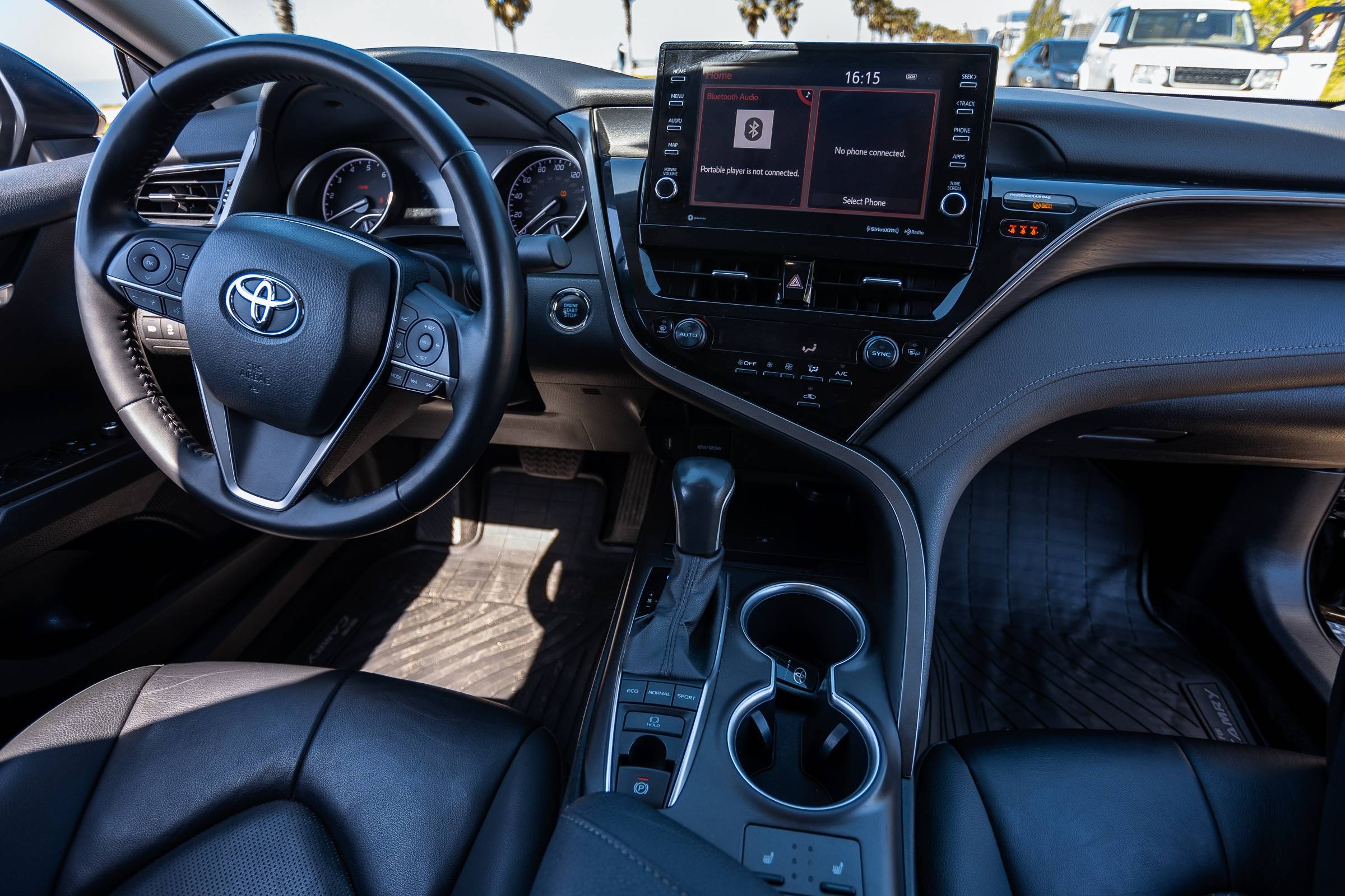 Toyota Camry фото 6
