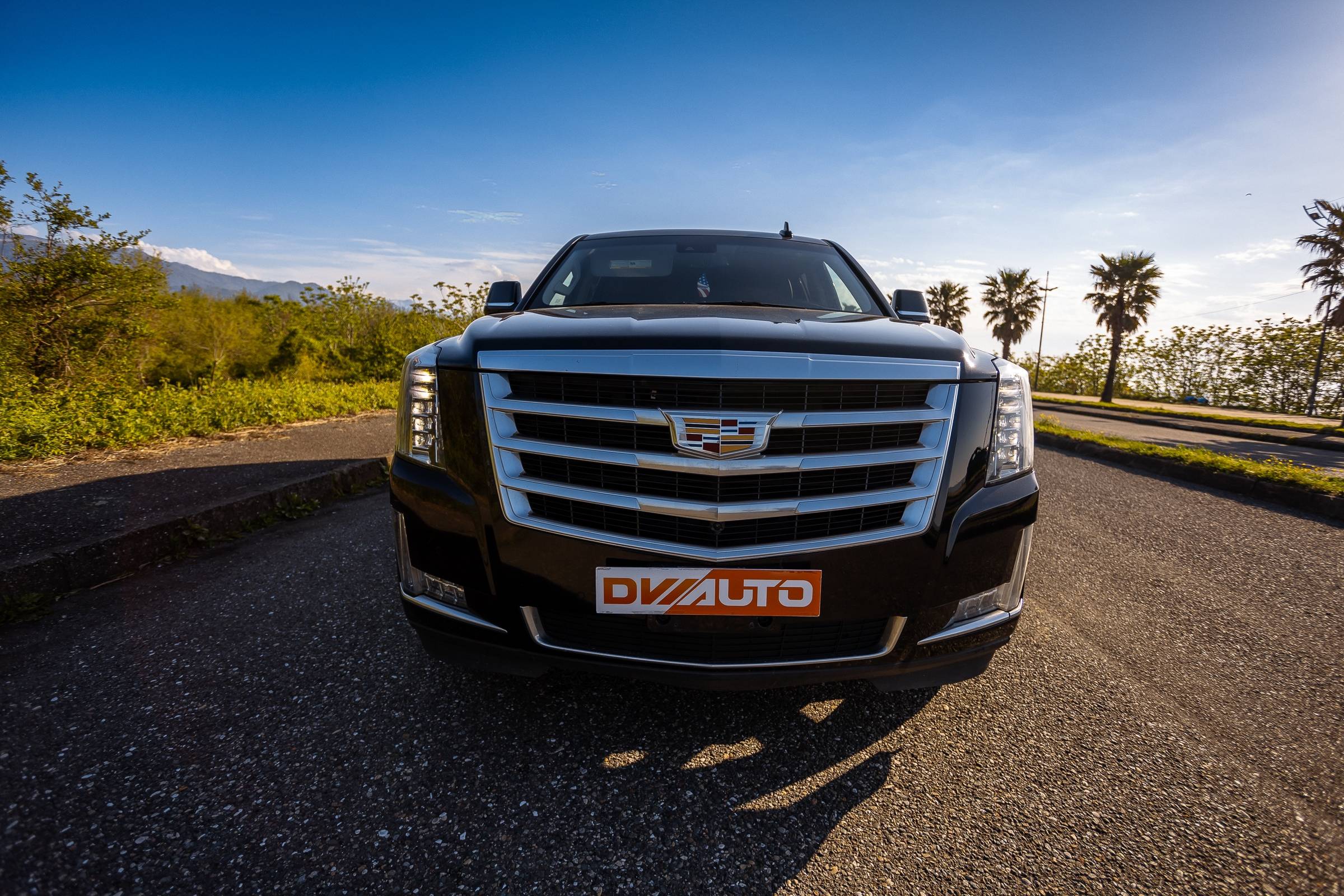 Cadillac Escalade фото 2