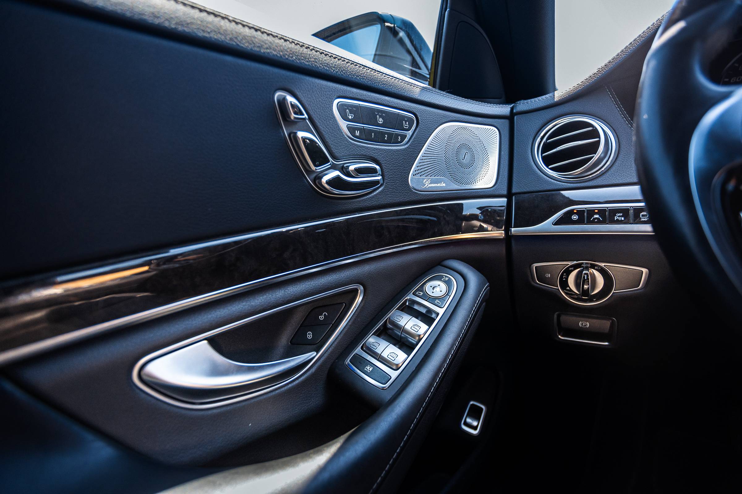Mercedes-Benz S-Class фото 4