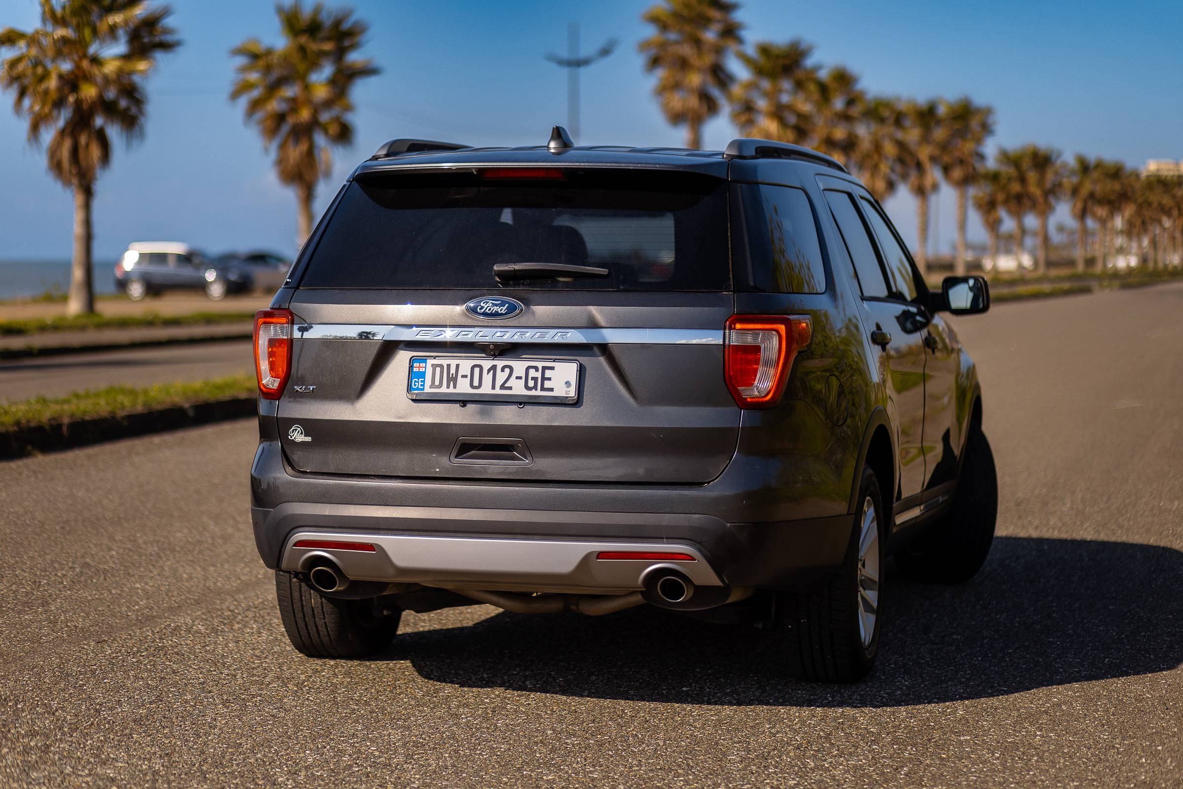 Ford Explorer фото 2