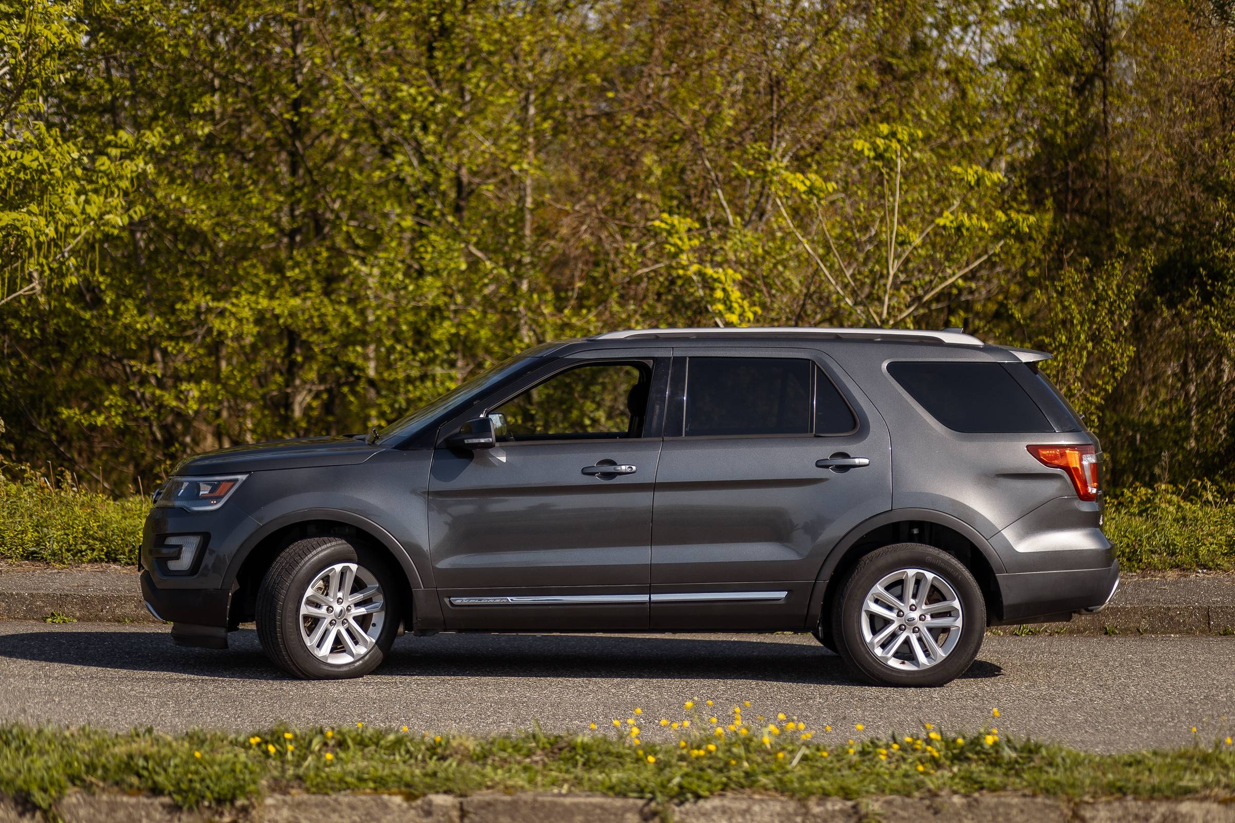 Ford Explorer фото 3