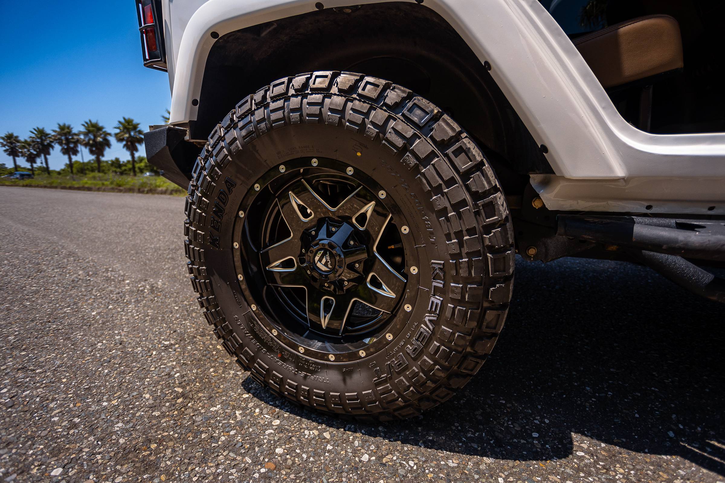 Jeep Wrangler фото 7