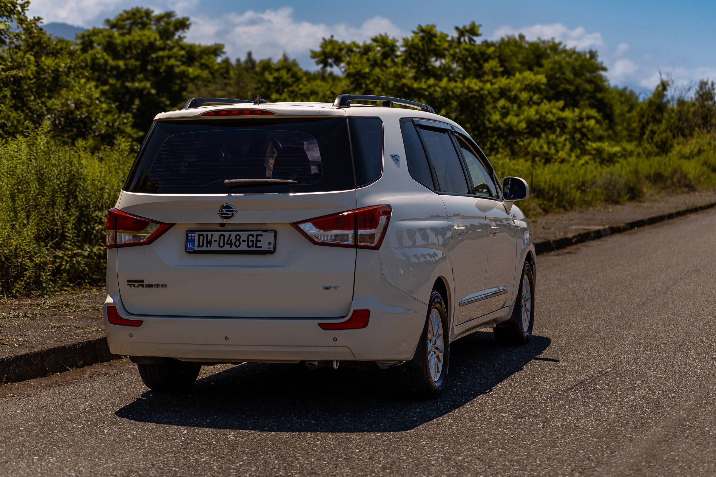 SsangYong Rodius фото 2