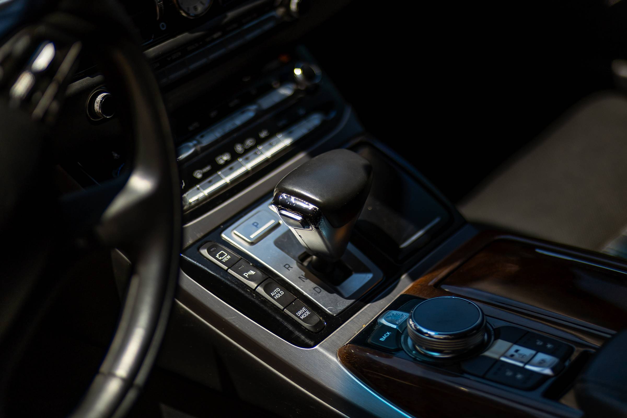 Genesis G90 фото 10